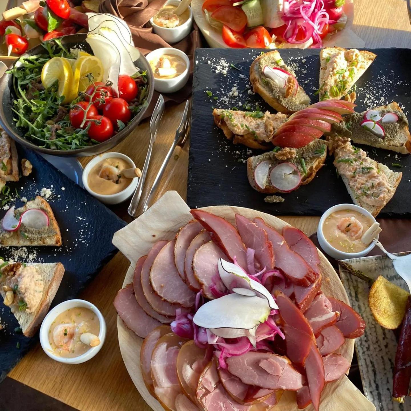 Pensiune & Restaurant Victoria Păltiniş 外观 照片