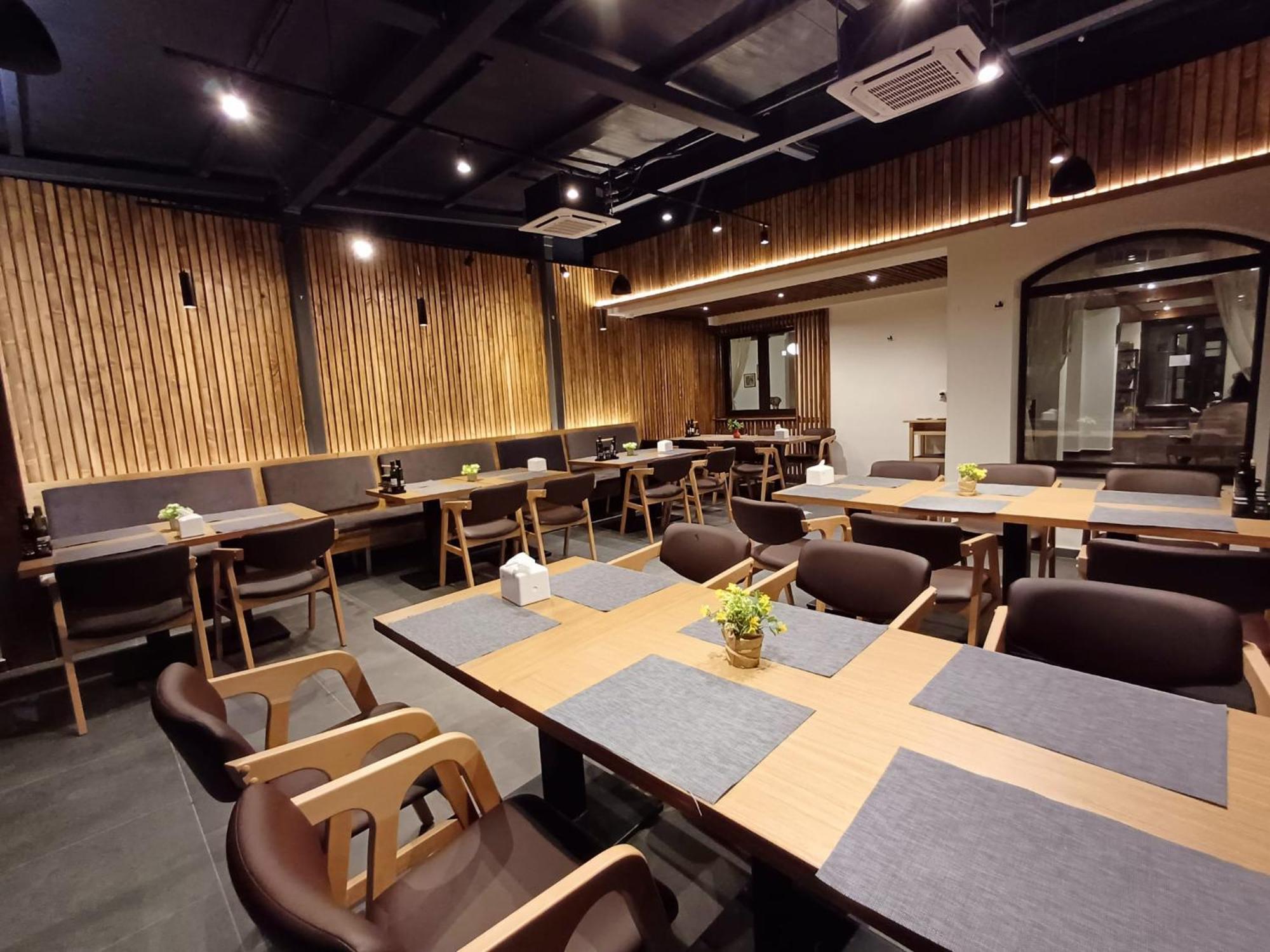 Pensiune & Restaurant Victoria Păltiniş 外观 照片
